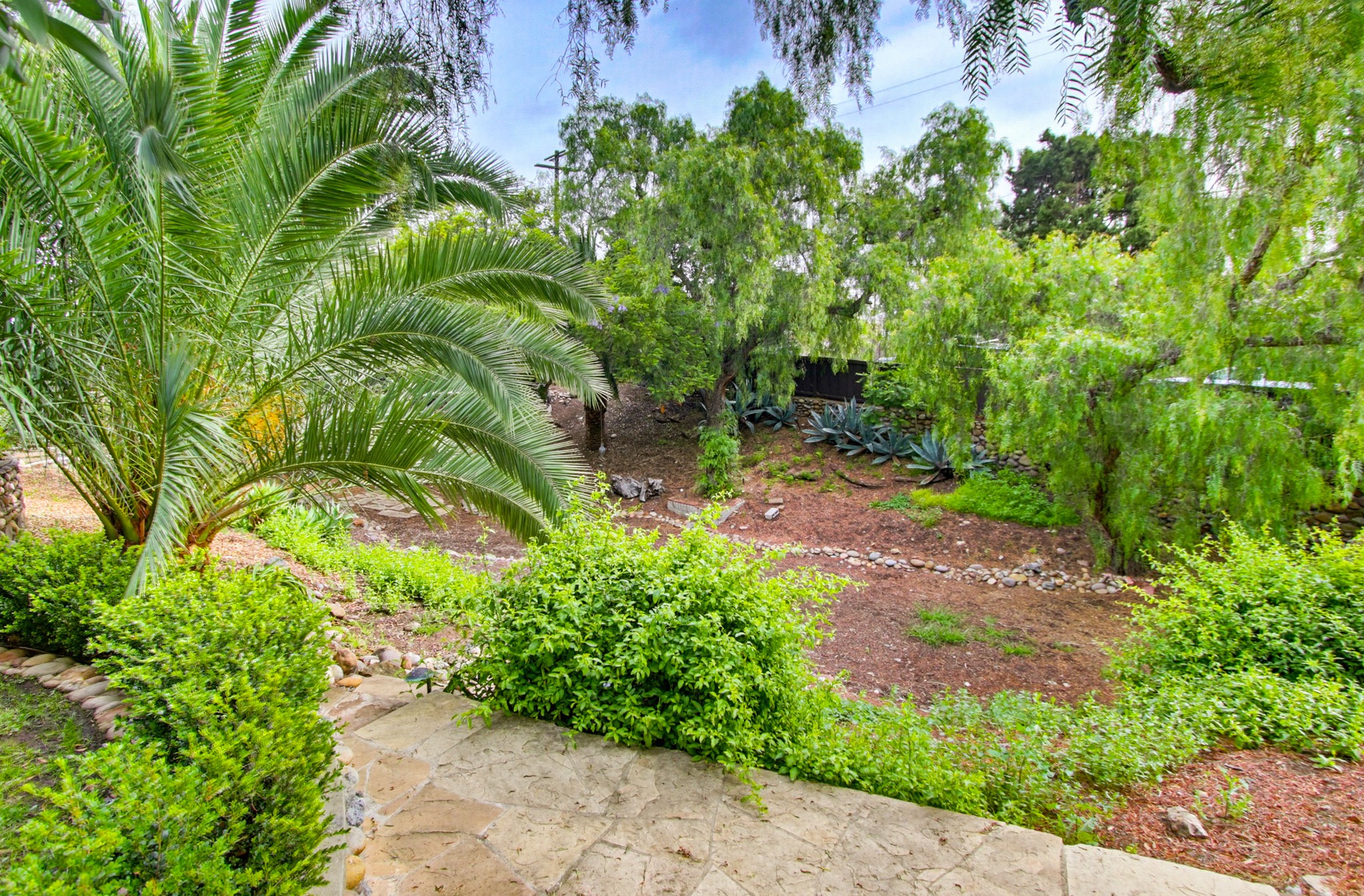 Virtual tour photo 68 of 102 for 2931 Thorn St