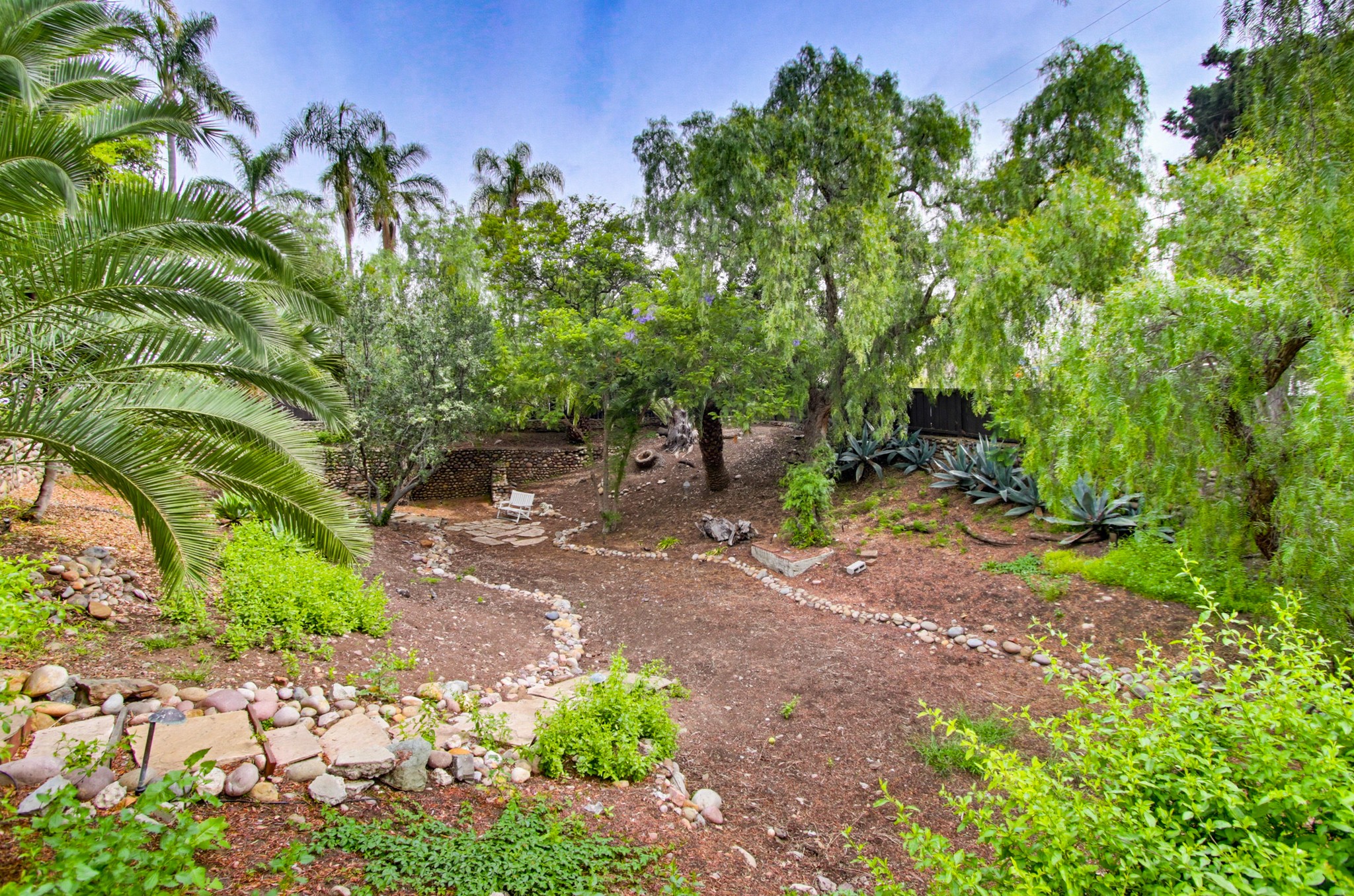 Virtual tour photo 69 of 102 for 2931 Thorn St