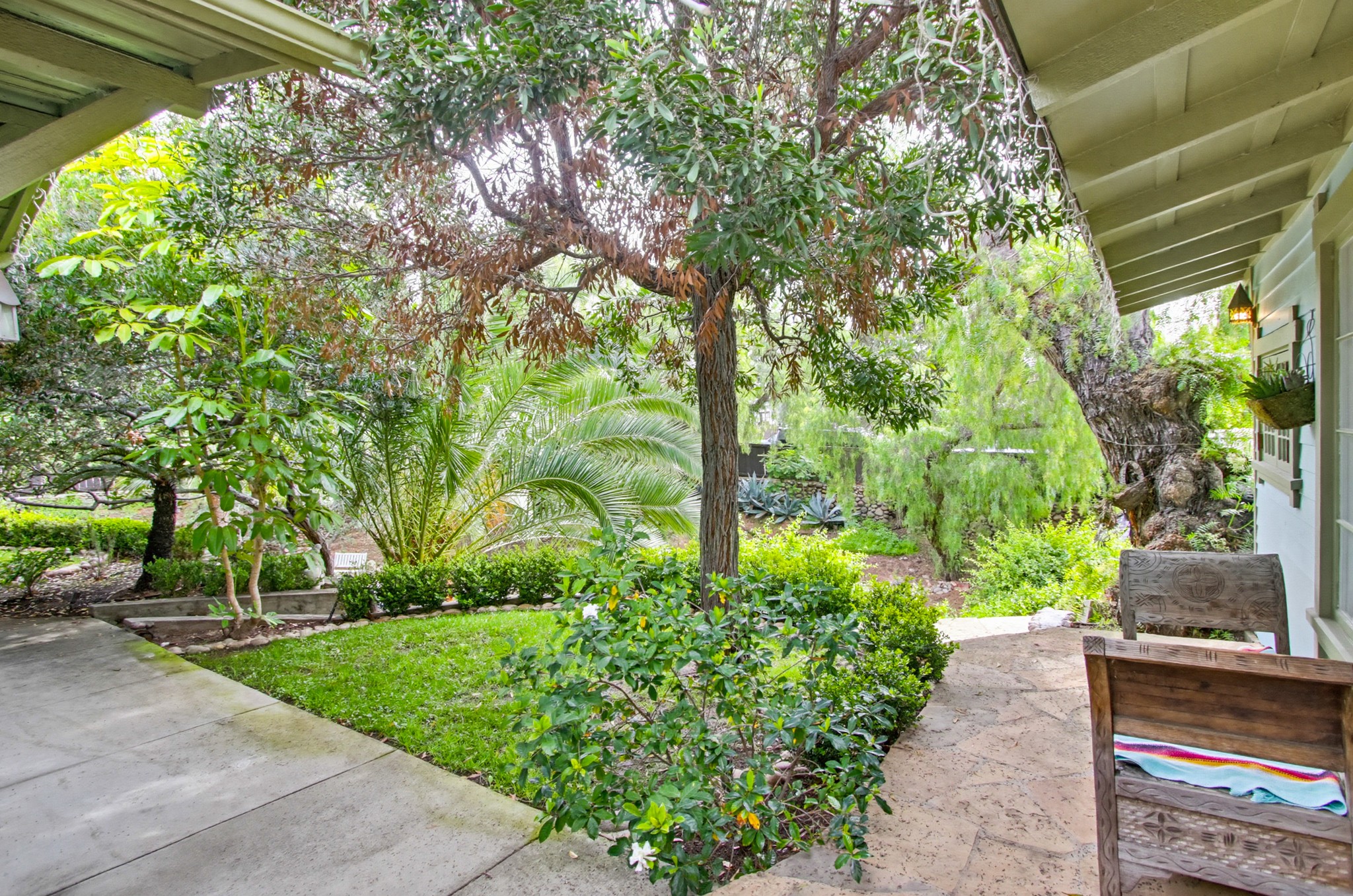 Virtual tour photo 77 of 102 for 2931 Thorn St