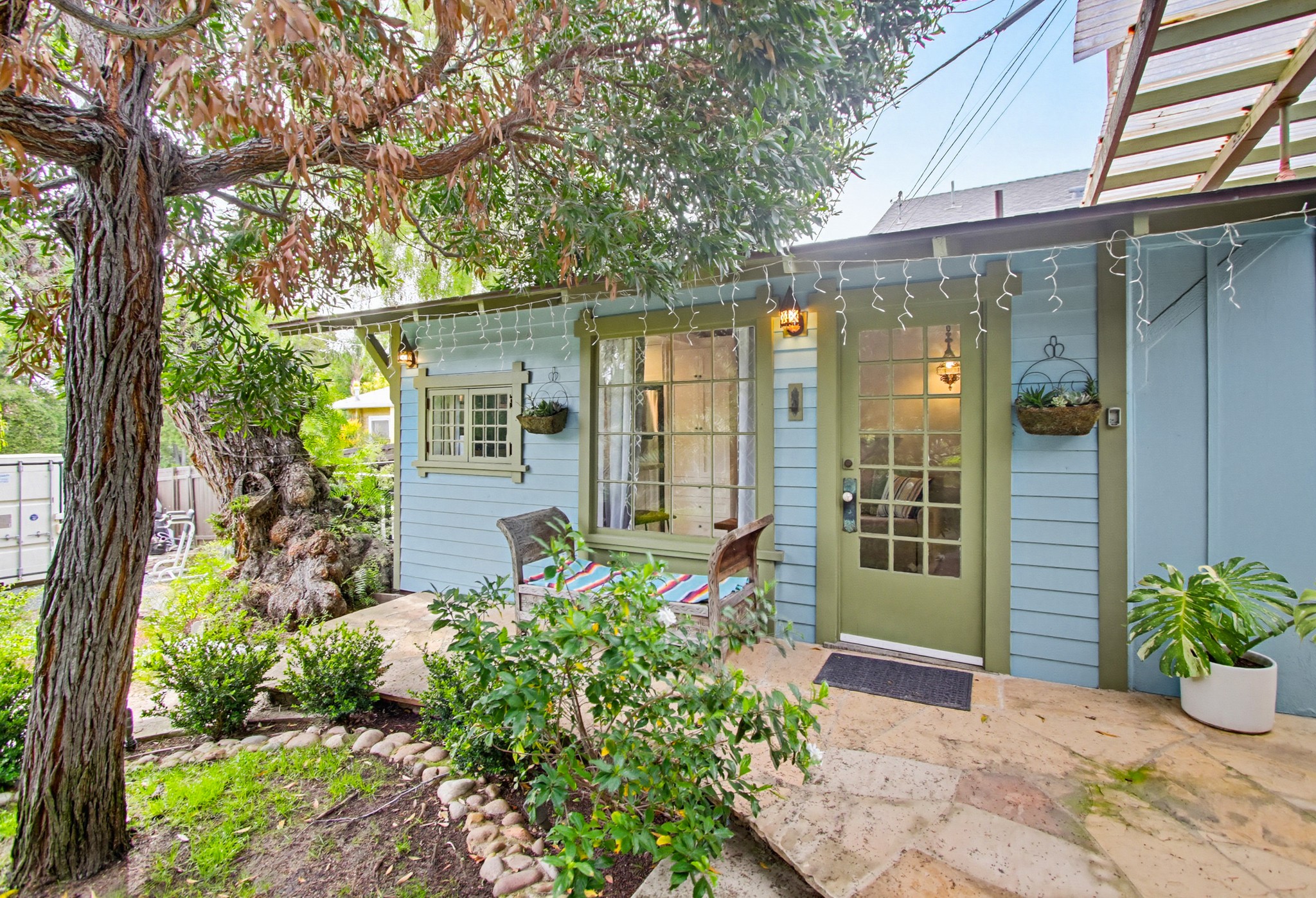 Virtual tour photo 80 of 102 for 2931 Thorn St