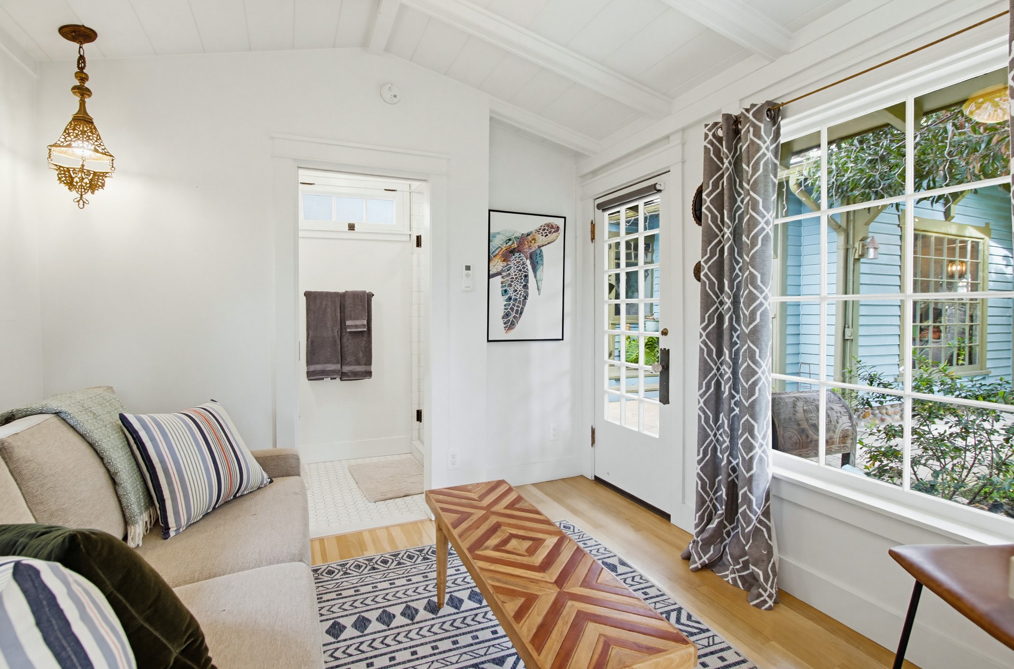 Virtual tour photo 84 of 102 for 2931 Thorn St