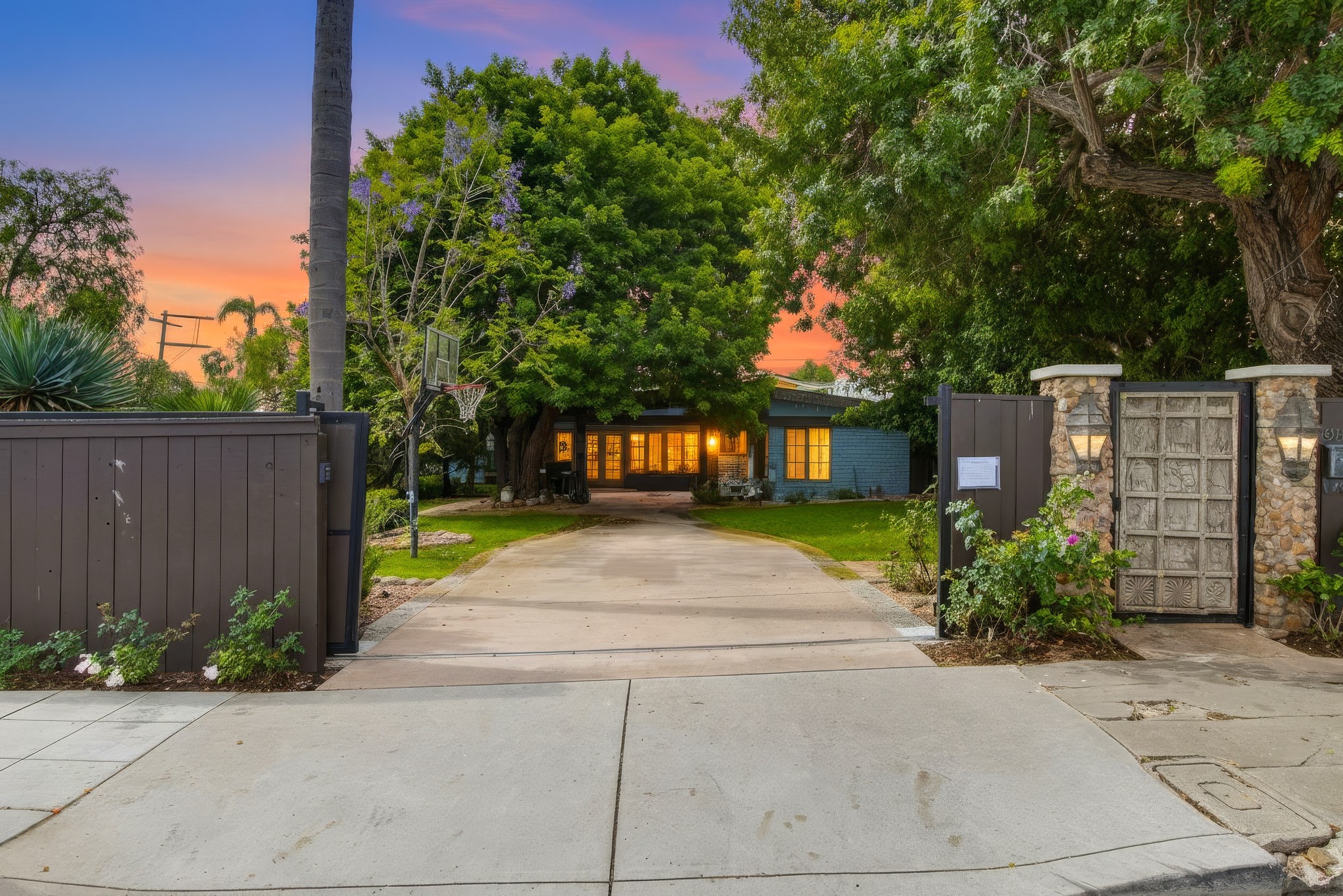 Virtual tour photo 103 of 102 for 2931 Thorn St
