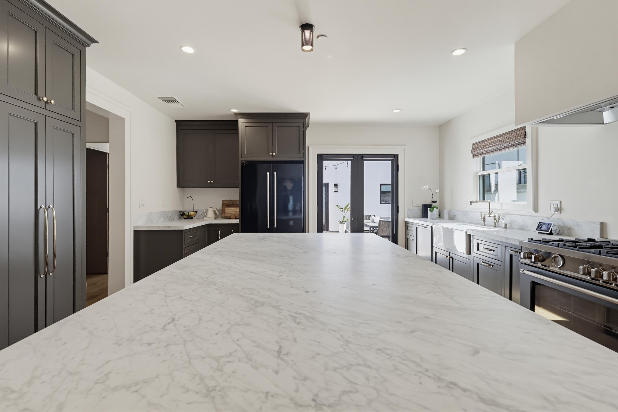 Virtual tour photo 18 of 98 for 2932 Edgehill Dr