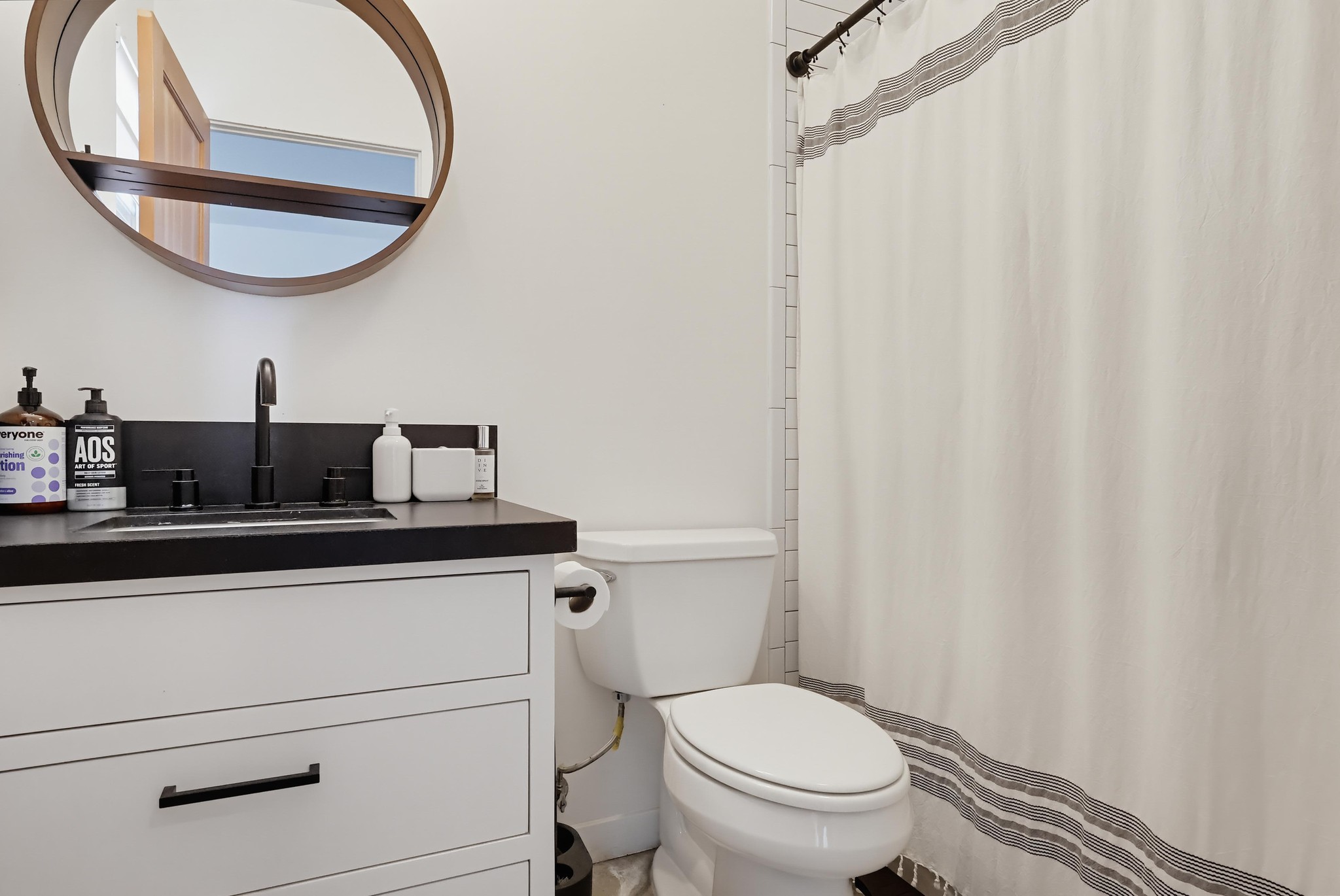 Virtual tour photo 58 of 98 for 2932 Edgehill Dr