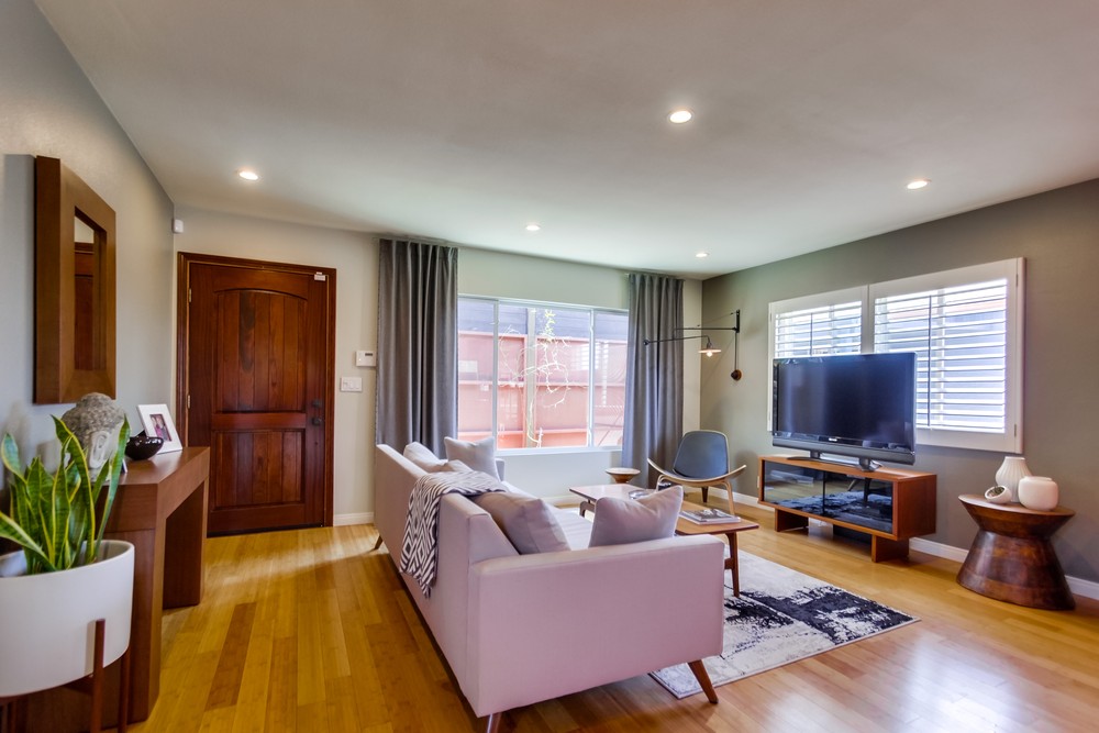 Virtual tour photo 11 of 52 for 2932 Vancouver Ave