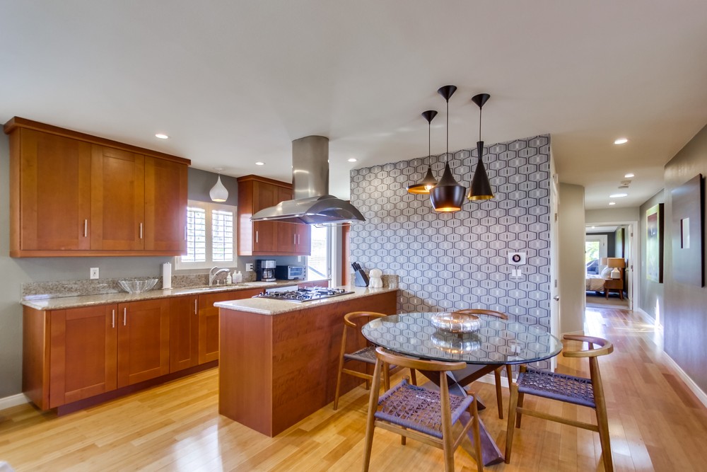 Virtual tour photo 15 of 52 for 2932 Vancouver Ave