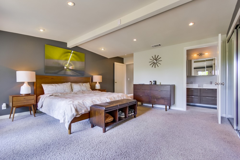 Virtual tour photo 24 of 52 for 2932 Vancouver Ave