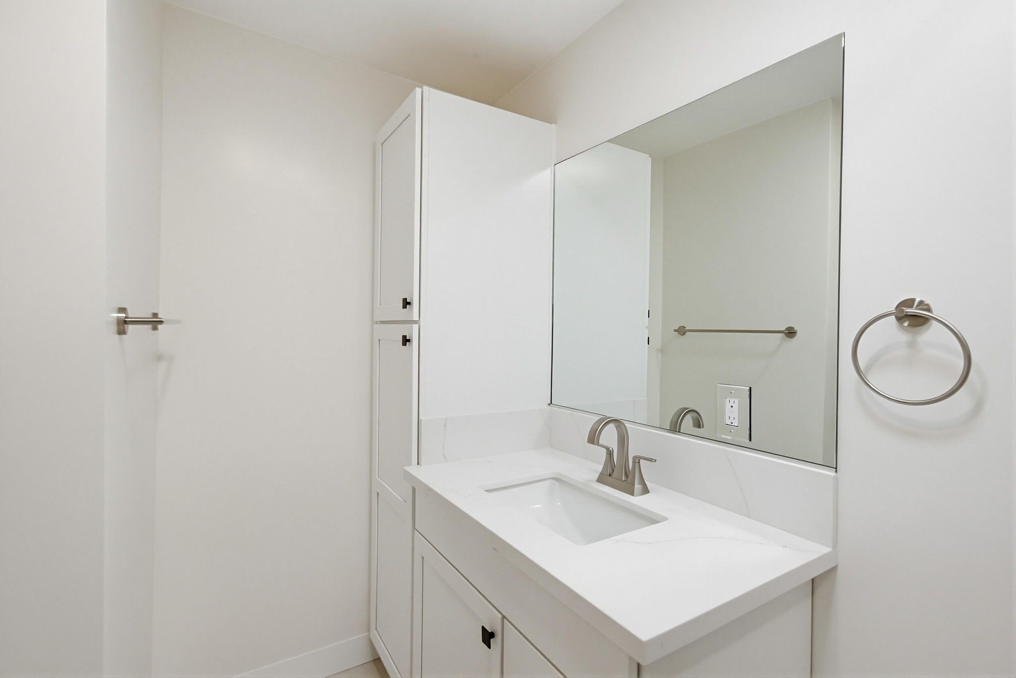 Virtual tour photo 16 of 49 for 2934 Ingelow St