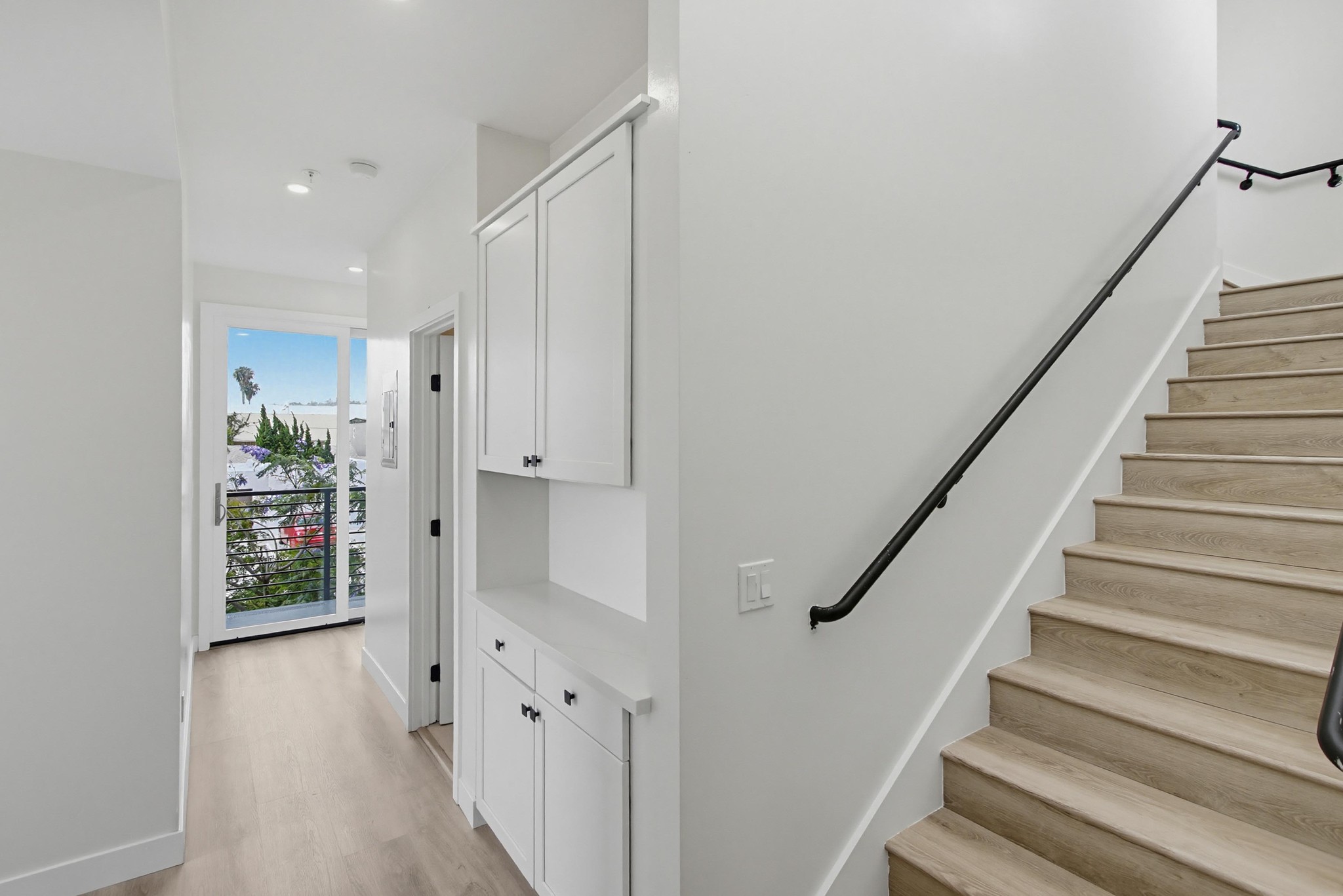 Virtual tour photo 20 of 49 for 2934 Ingelow St