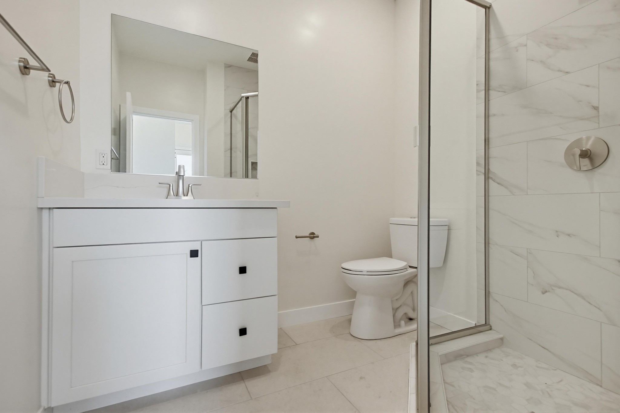 Virtual tour photo 21 of 49 for 2934 Ingelow St