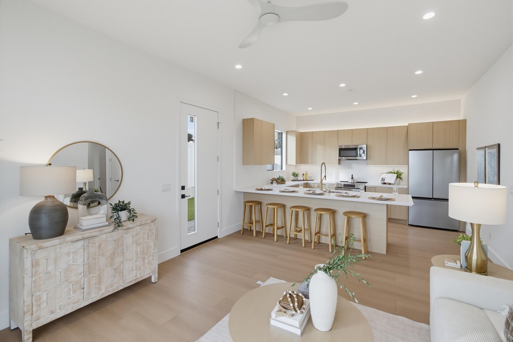 Virtual tour photo 10 of 170 for 2936 Fairfield St