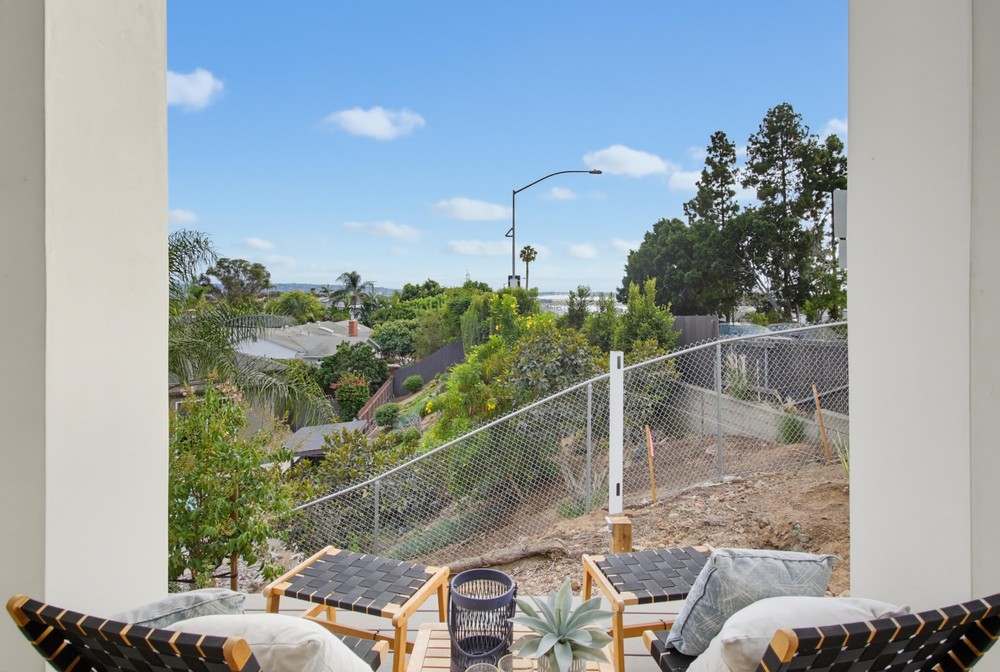 Virtual tour photo 18 of 170 for 2936 Fairfield St