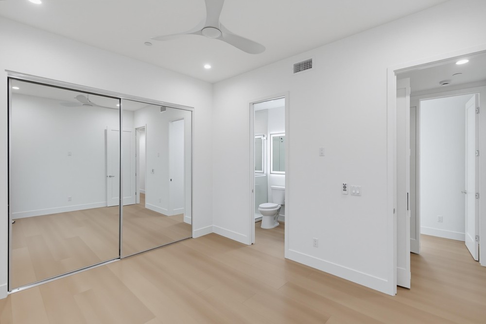 Virtual tour photo 35 of 170 for 2936 Fairfield St