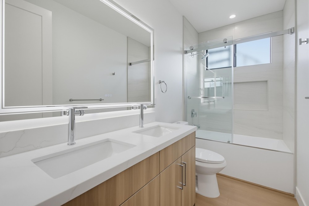 Virtual tour photo 55 of 170 for 2936 Fairfield St