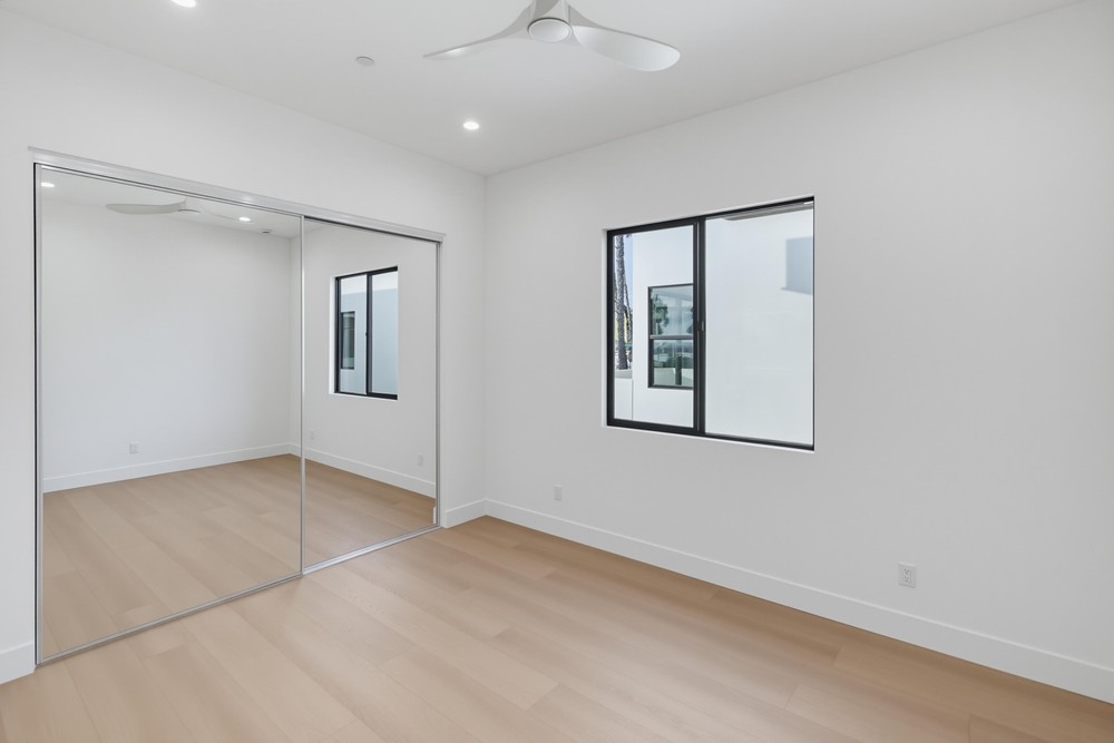Virtual tour photo 62 of 170 for 2936 Fairfield St