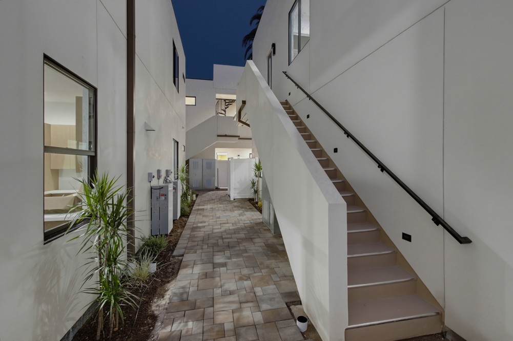 Virtual tour photo 97 of 170 for 2936 Fairfield St