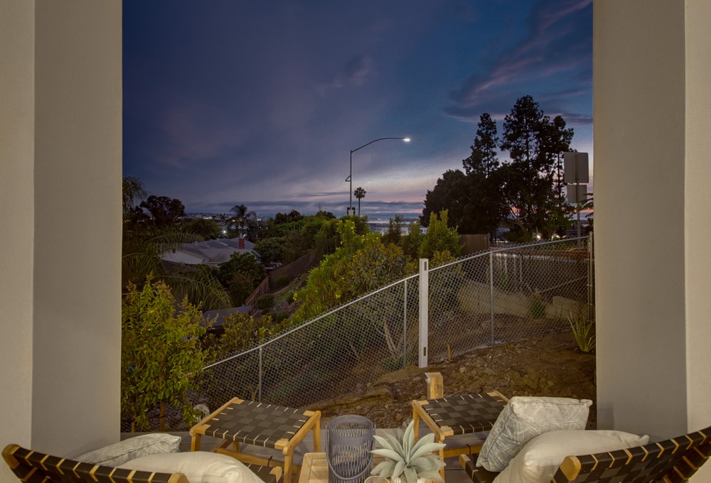Virtual tour photo 101 of 170 for 2936 Fairfield St