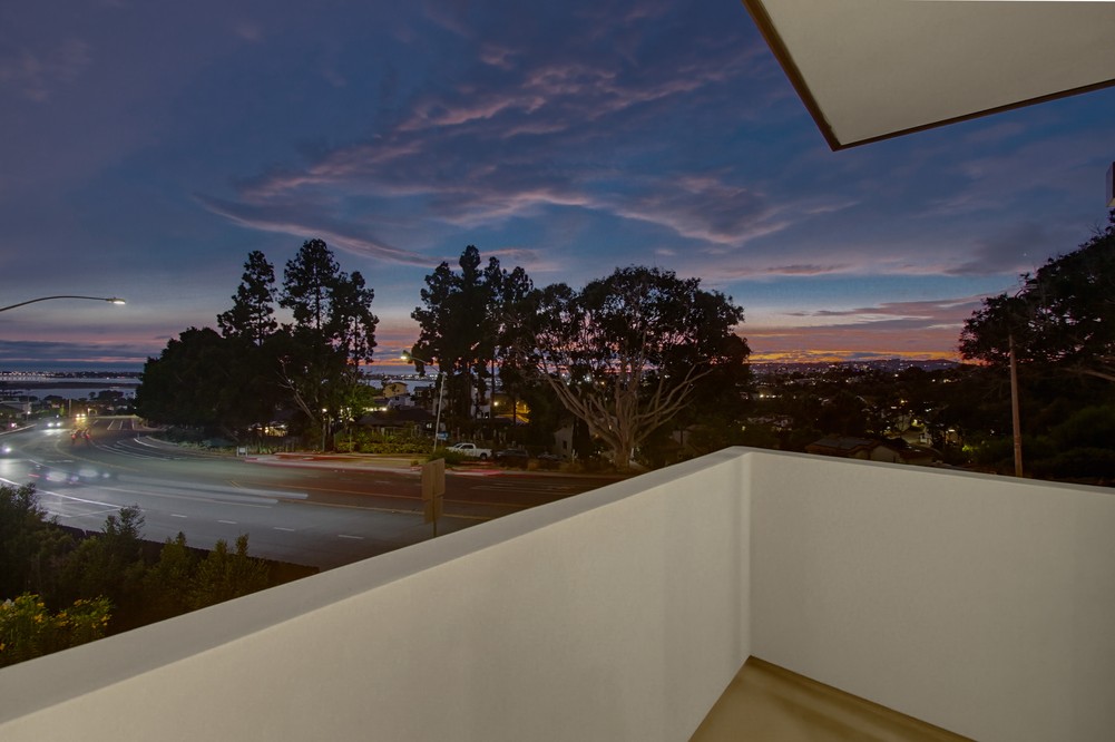 Virtual tour photo 118 of 170 for 2936 Fairfield St