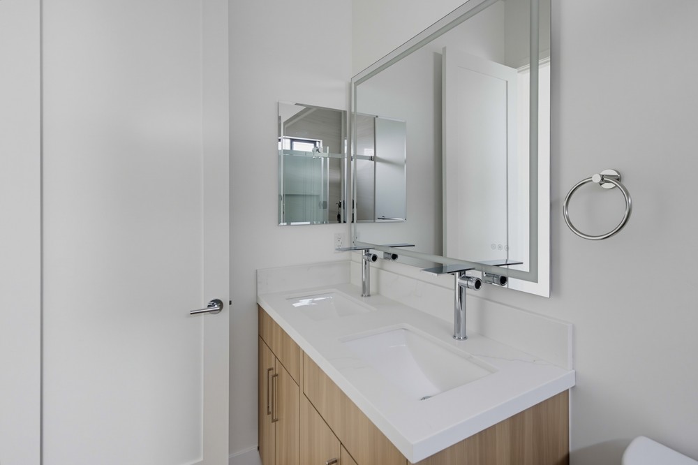 Virtual tour photo 149 of 170 for 2936 Fairfield St