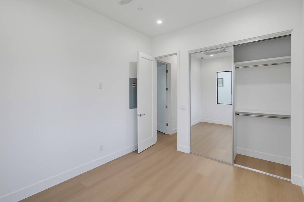 Virtual tour photo 151 of 170 for 2936 Fairfield St