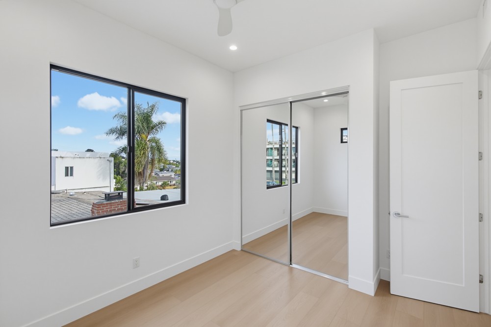 Virtual tour photo 34 of 84 for 2938 Fairfield St