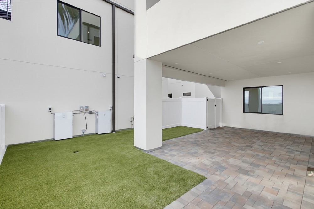 Virtual tour photo 53 of 84 for 2938 Fairfield St