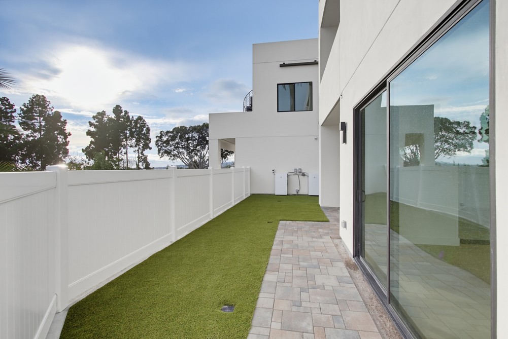 Virtual tour photo 54 of 84 for 2938 Fairfield St
