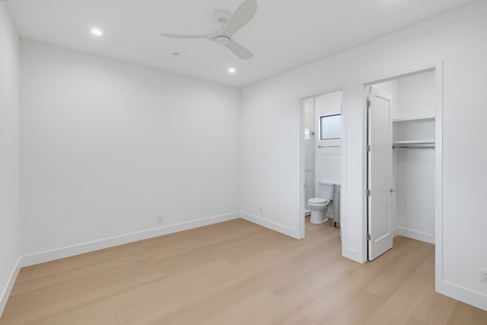 Virtual tour photo 74 of 84 for 2938 Fairfield St