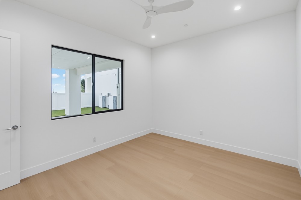 Virtual tour photo 75 of 84 for 2938 Fairfield St