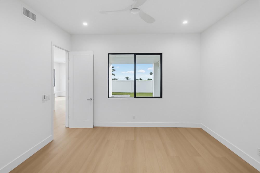 Virtual tour photo 77 of 84 for 2938 Fairfield St