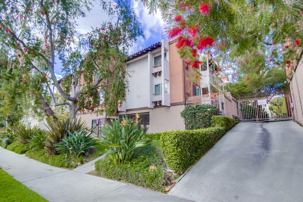 Virtual tour photo 7 of 50 for 2940 Broadway
