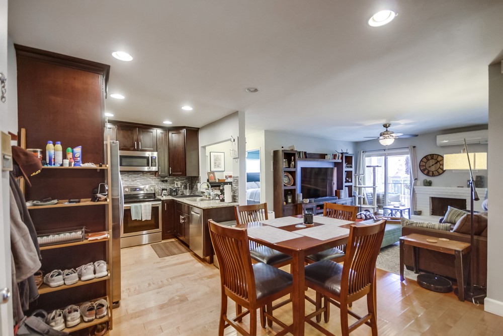 Virtual tour photo 17 of 50 for 2940 Broadway