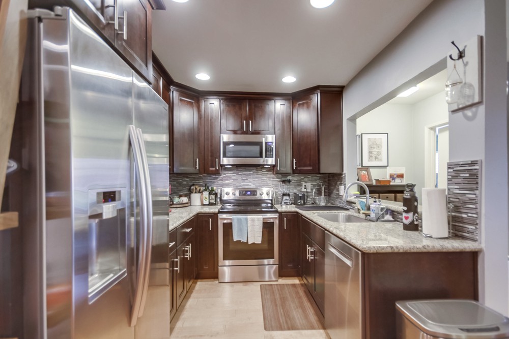 Virtual tour photo 22 of 50 for 2940 Broadway