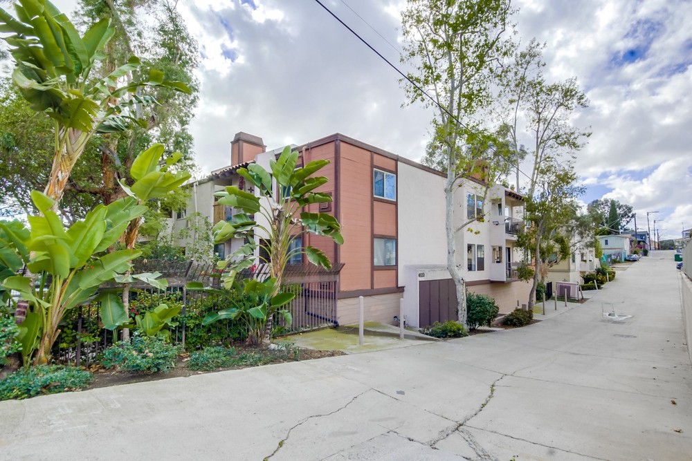 Virtual tour photo 47 of 50 for 2940 Broadway