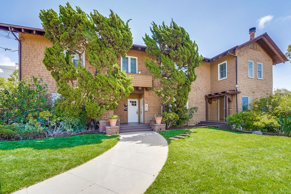 Virtual tour photo 1 of 55 for 2941 2nd Ave