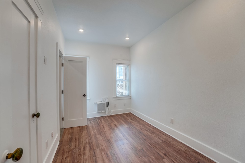 Virtual tour photo 19 of 55 for 2941 2nd Ave