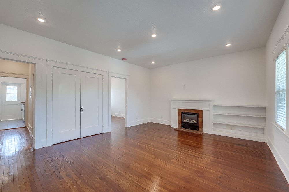 Virtual tour photo 37 of 55 for 2941 2nd Ave