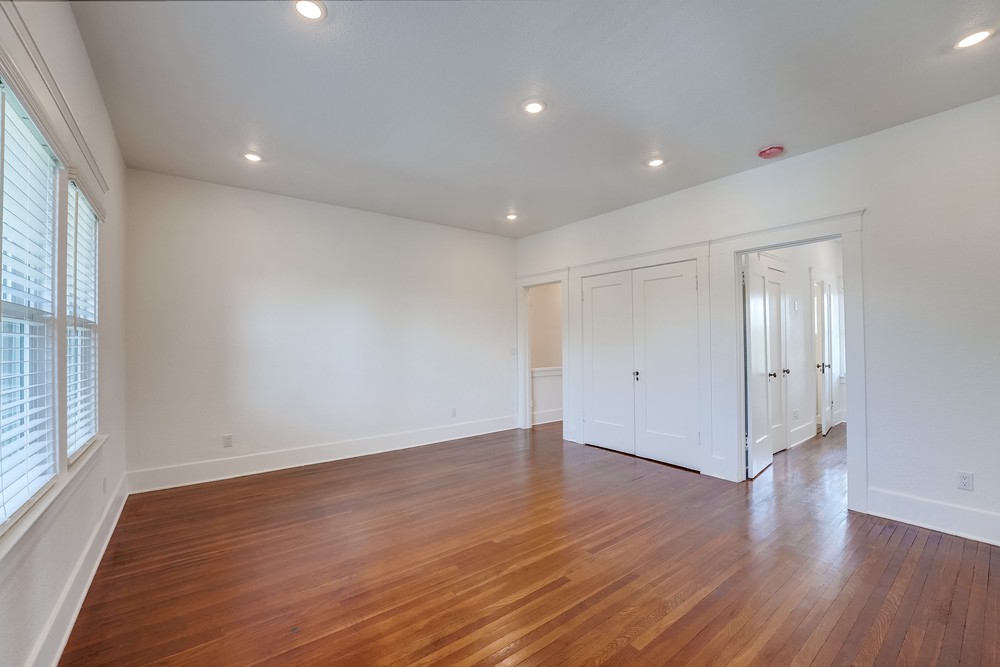Virtual tour photo 38 of 55 for 2941 2nd Ave