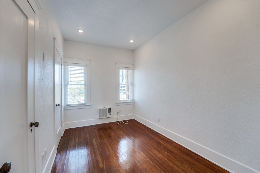 Virtual tour photo 47 of 55 for 2941 2nd Ave