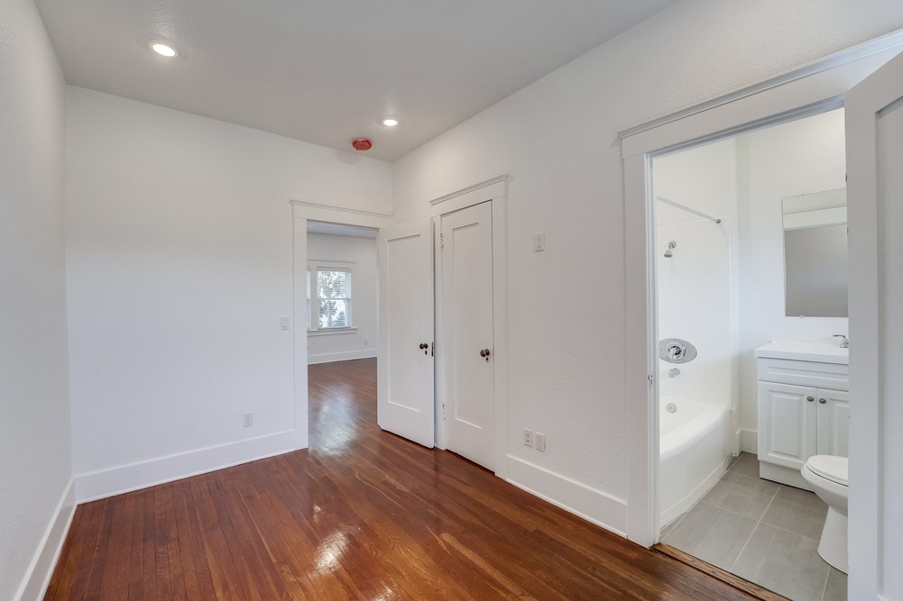 Virtual tour photo 49 of 55 for 2941 2nd Ave