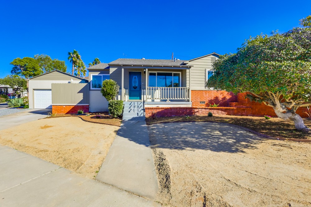 Virtual tour photo 3 of 37 for 2941 51st St