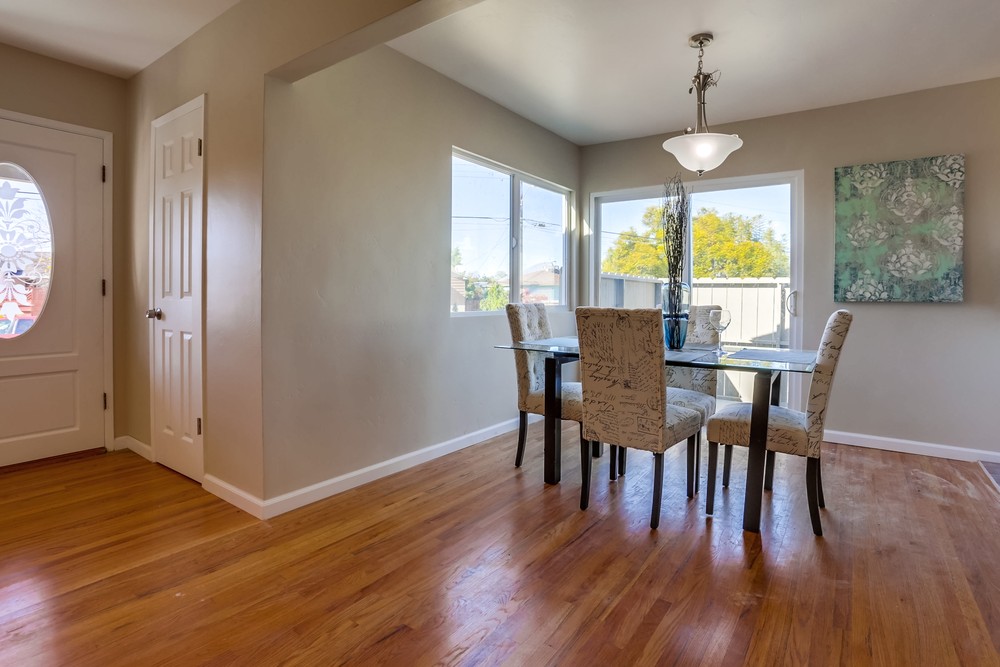 Virtual tour photo 13 of 37 for 2941 51st St