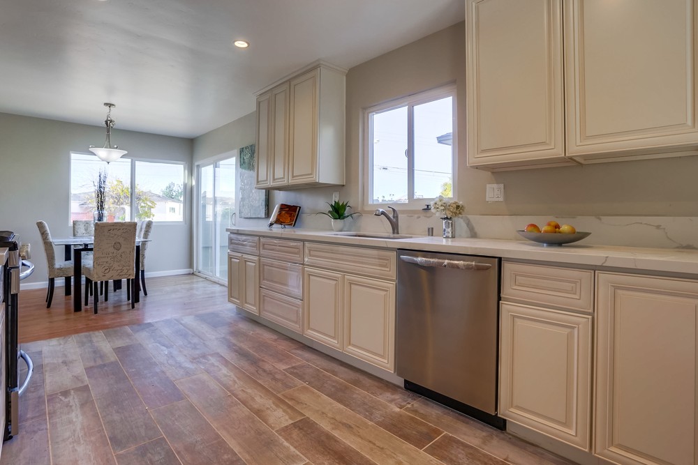 Virtual tour photo 19 of 37 for 2941 51st St