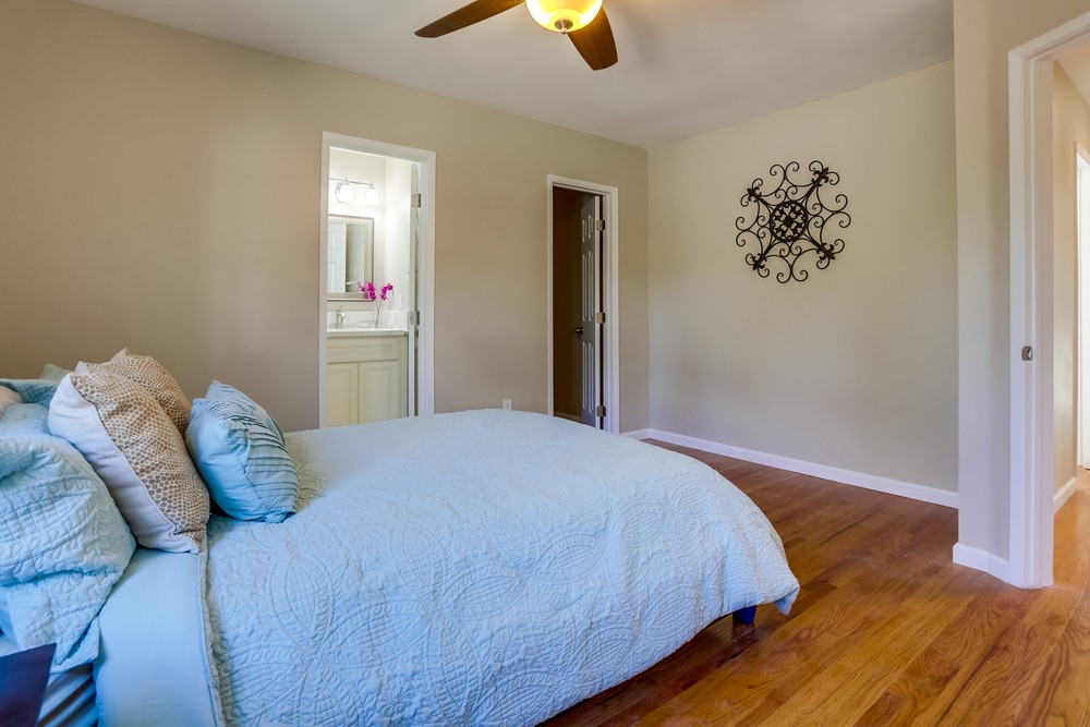 Virtual tour photo 22 of 37 for 2941 51st St