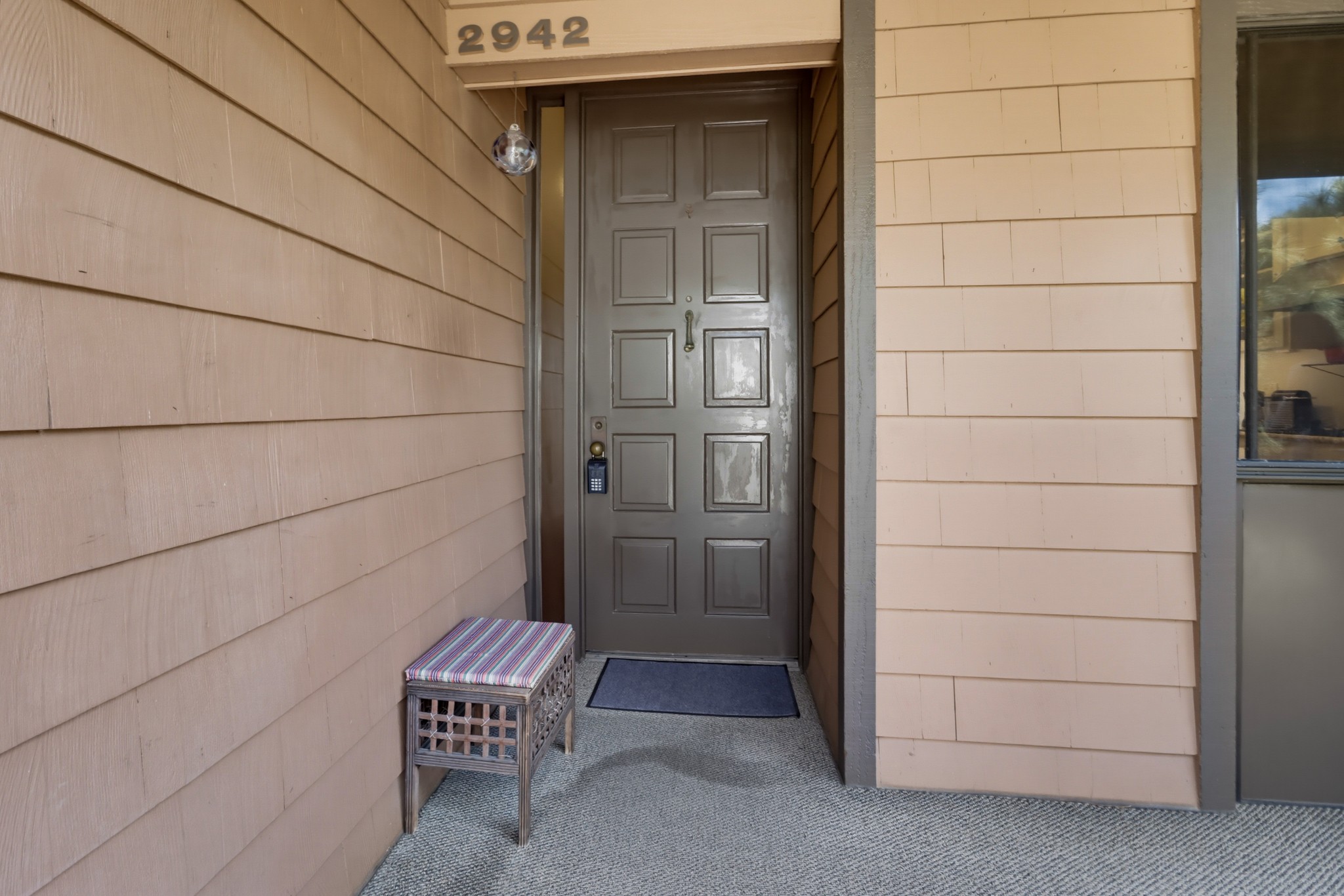 Virtual tour photo 9 of 69 for 2942 Lawrence St
