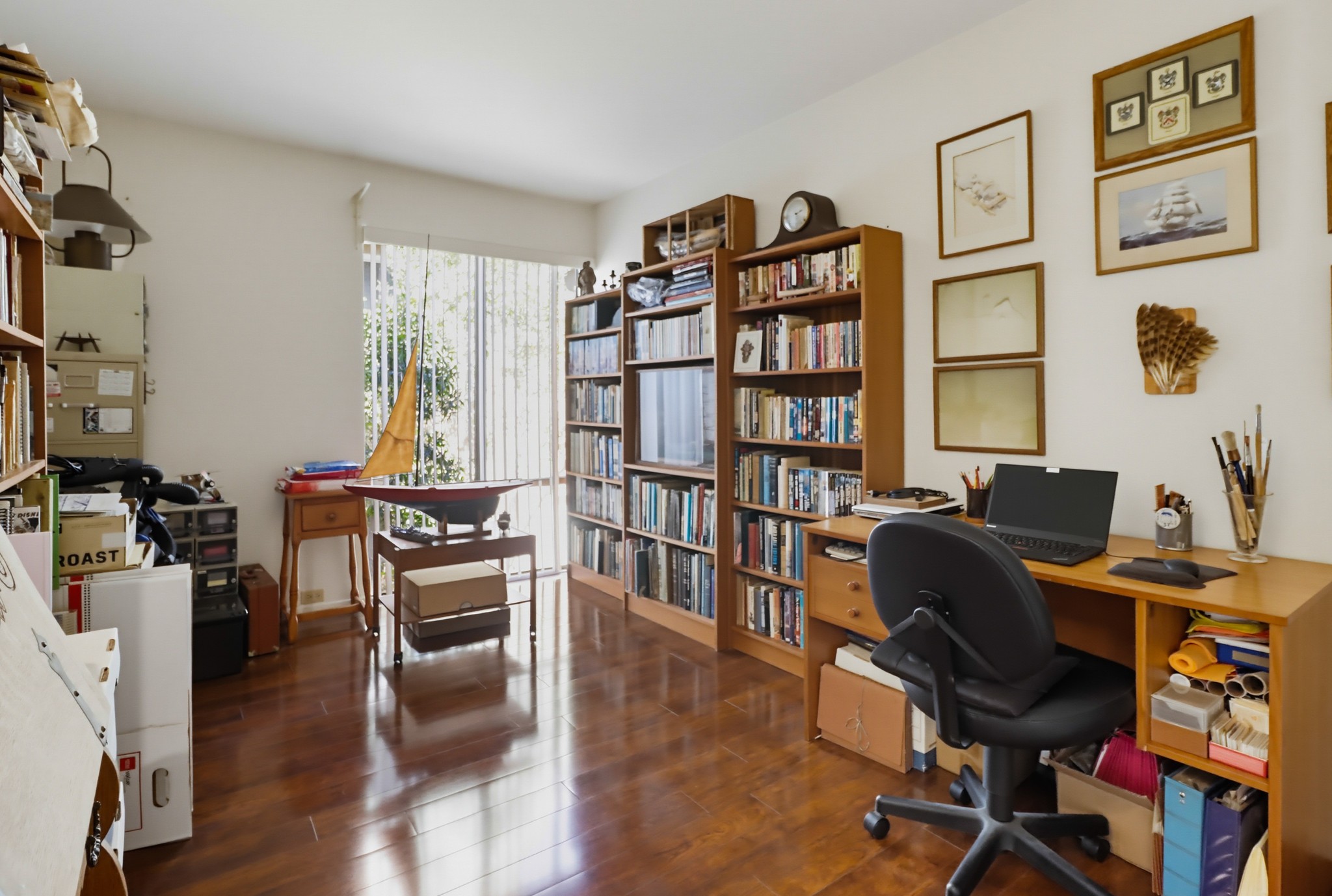Virtual tour photo 38 of 69 for 2942 Lawrence St
