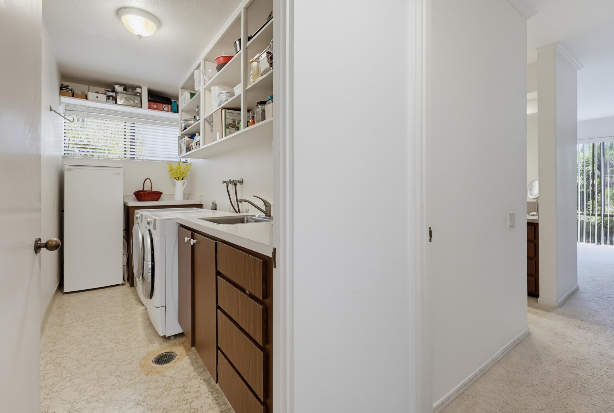 Virtual tour photo 48 of 90 for 2942 Lawrence St