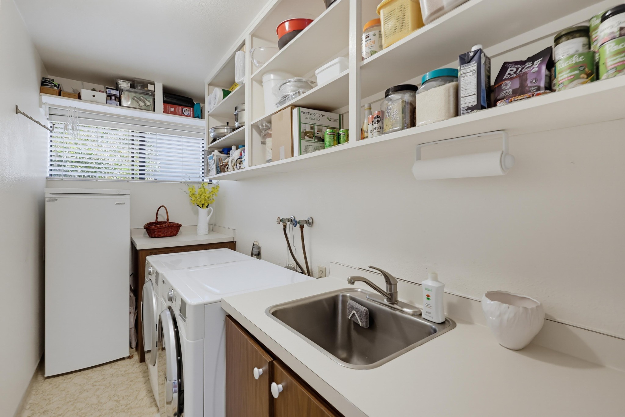 Virtual tour photo 49 of 90 for 2942 Lawrence St