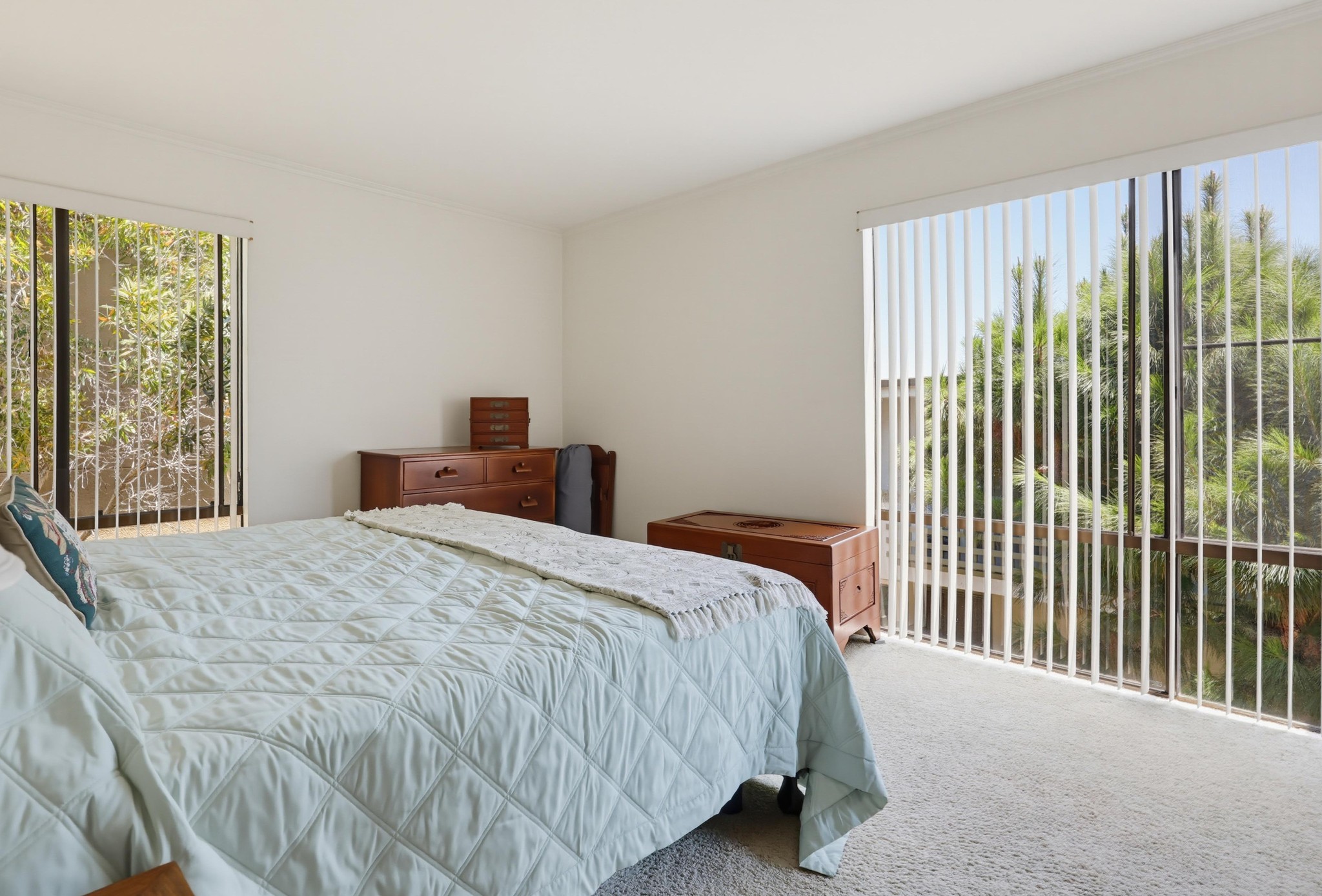 Virtual tour photo 56 of 90 for 2942 Lawrence St