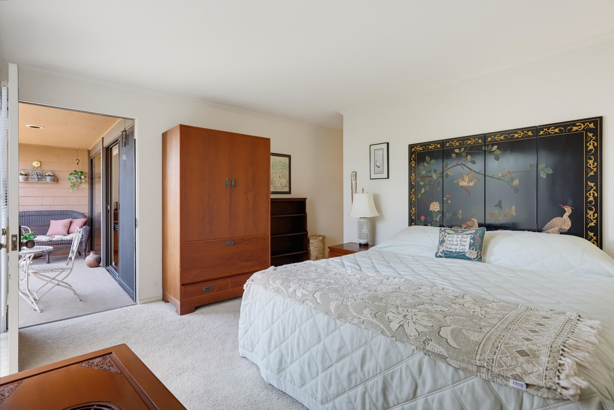 Virtual tour photo 58 of 90 for 2942 Lawrence St